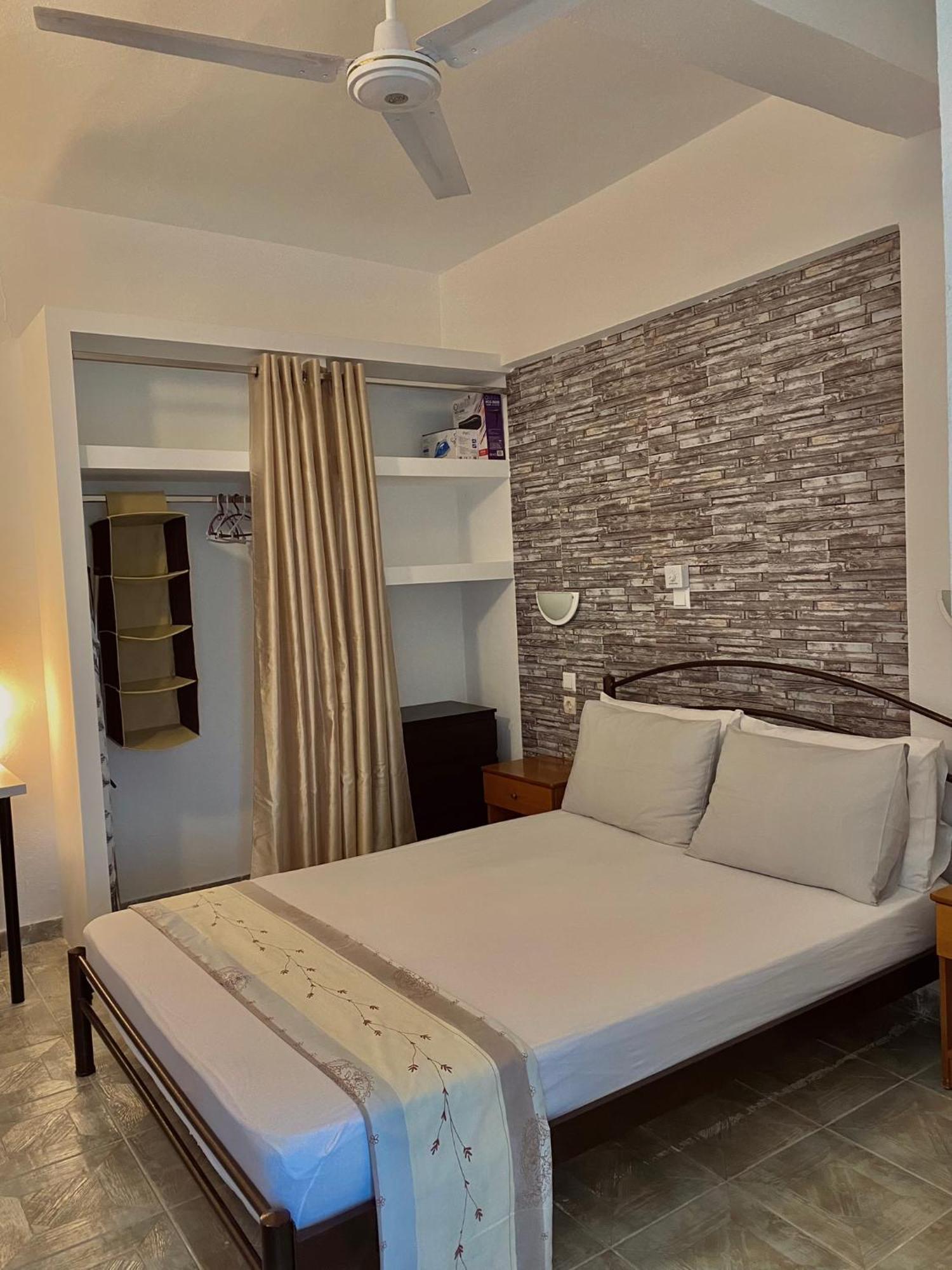 Possidi Kouslaka Apartment Luaran gambar