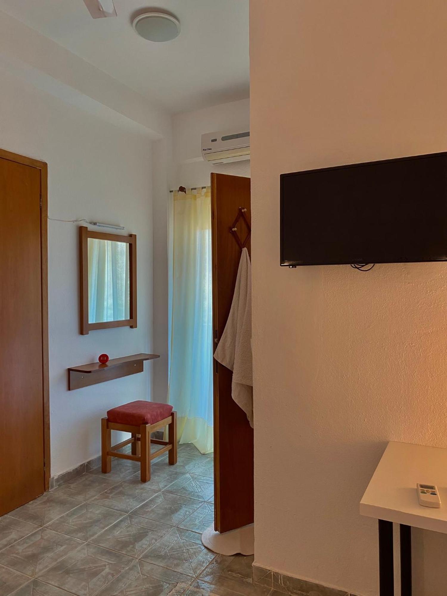Possidi Kouslaka Apartment Luaran gambar