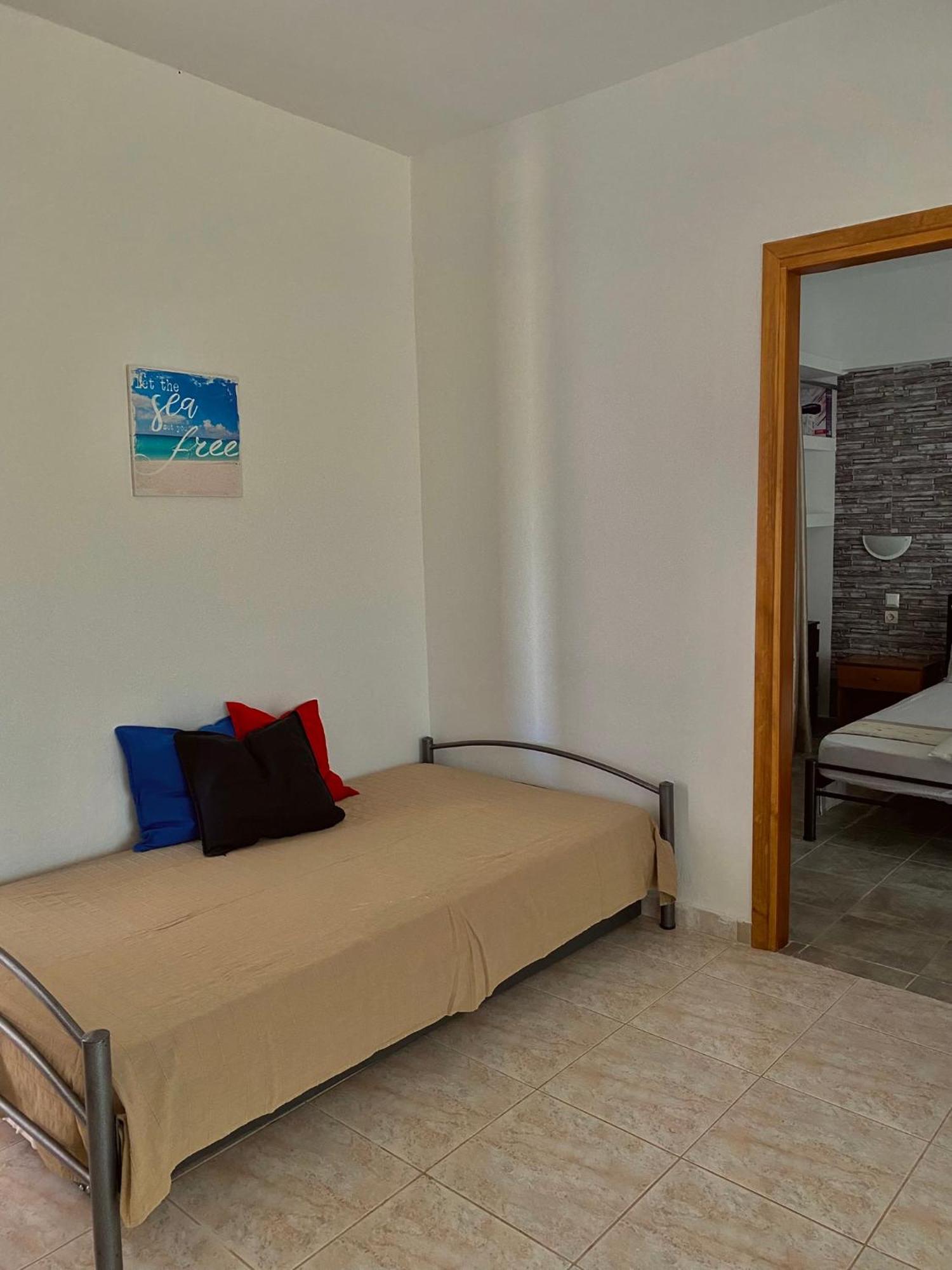 Possidi Kouslaka Apartment Luaran gambar
